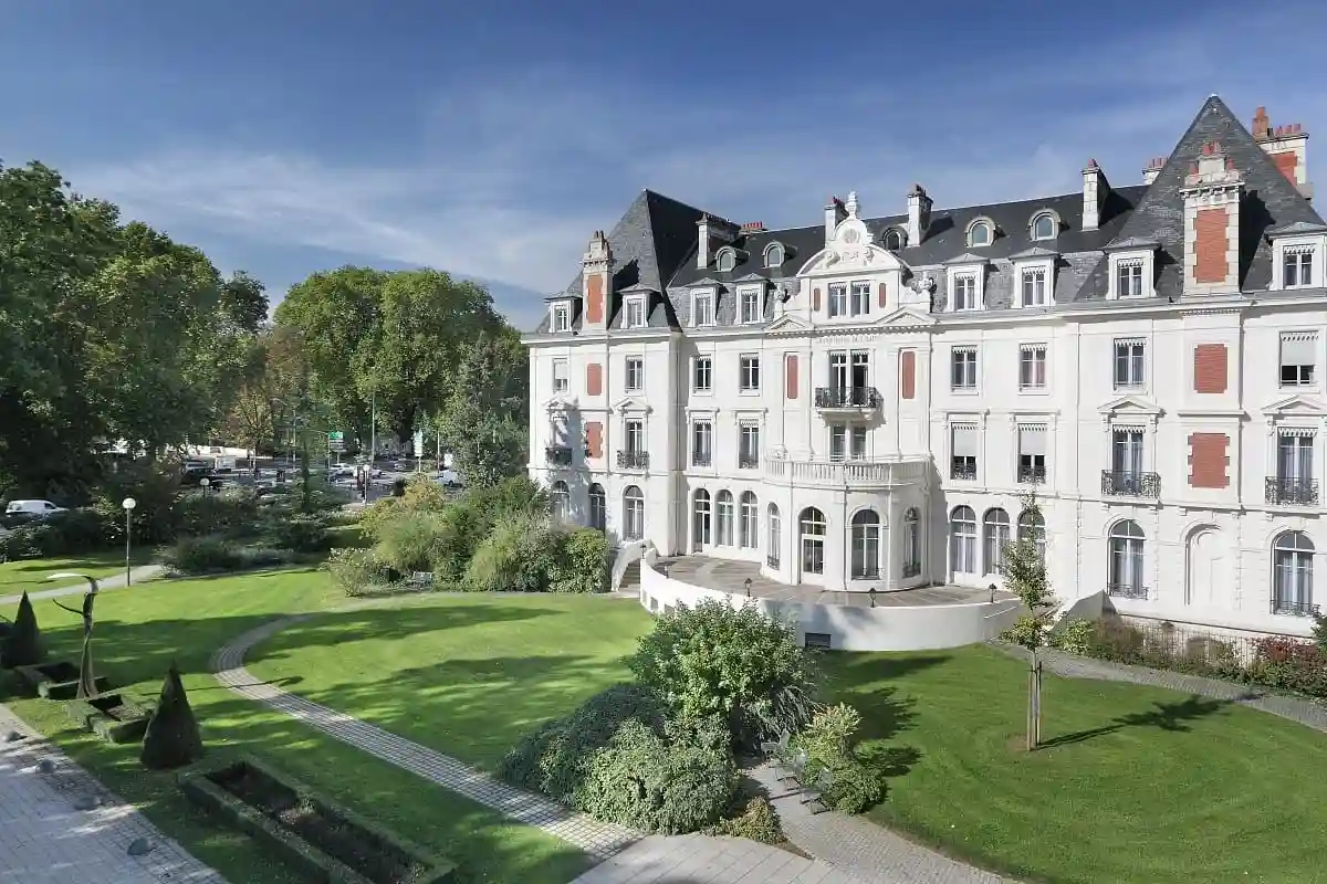 VILLA MEDICIS Besançon 0