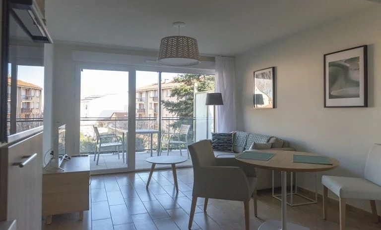NOHÉE Salon-de-Provence 1
