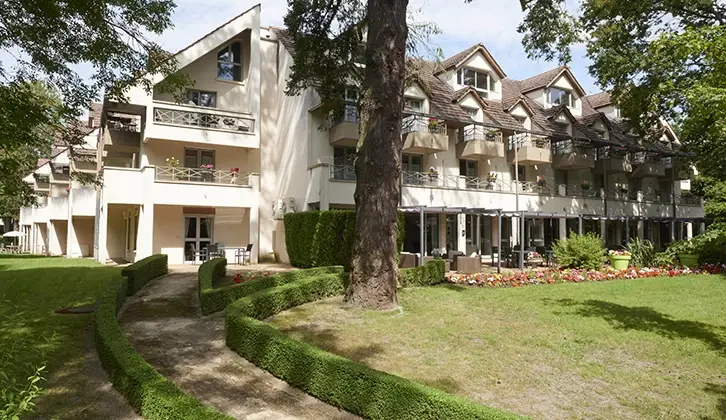 DOMUSVI Le Parc de Montfort 0