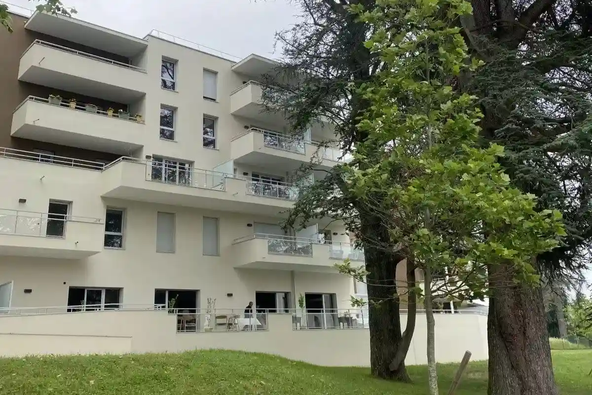 MAISON DE BLANDINE Rives 0
